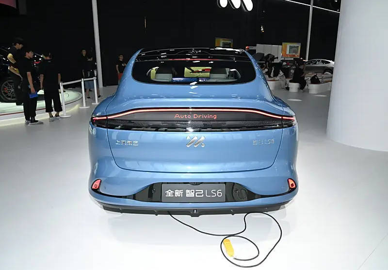 入门即满配!智己LS6剧院版正式上市权益价21.99万起