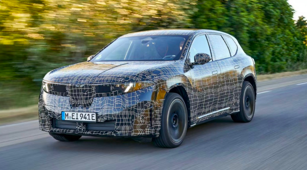 首款宝马新世代BMW iX3试装车路试,重新定义“好开”!