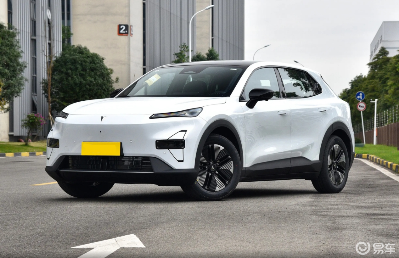 深蓝S05和海狮05EV谁才是15万内更值得推荐的SUV