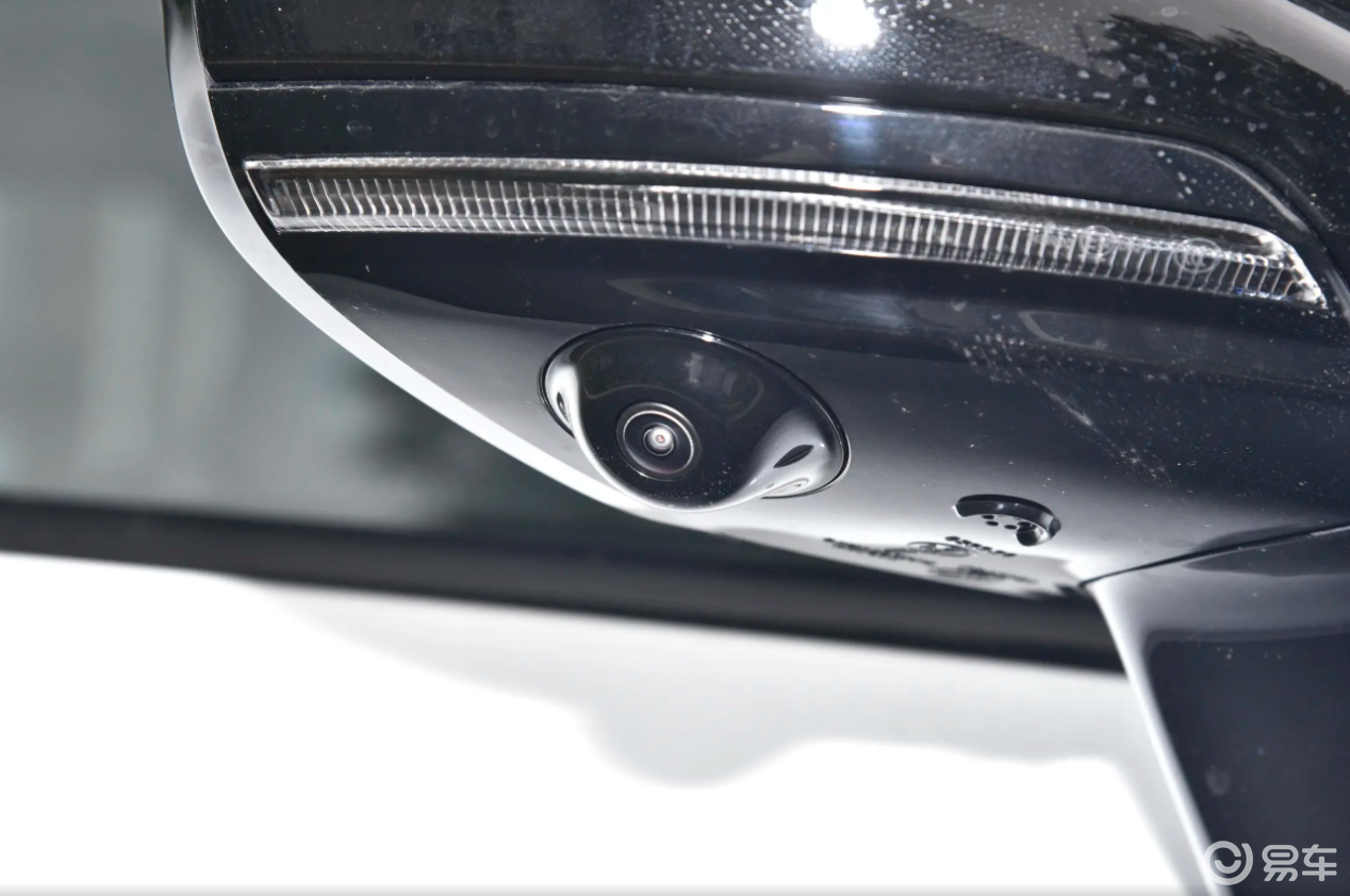 深蓝S05和海狮05EV谁才是15万内更值得推荐的SUV