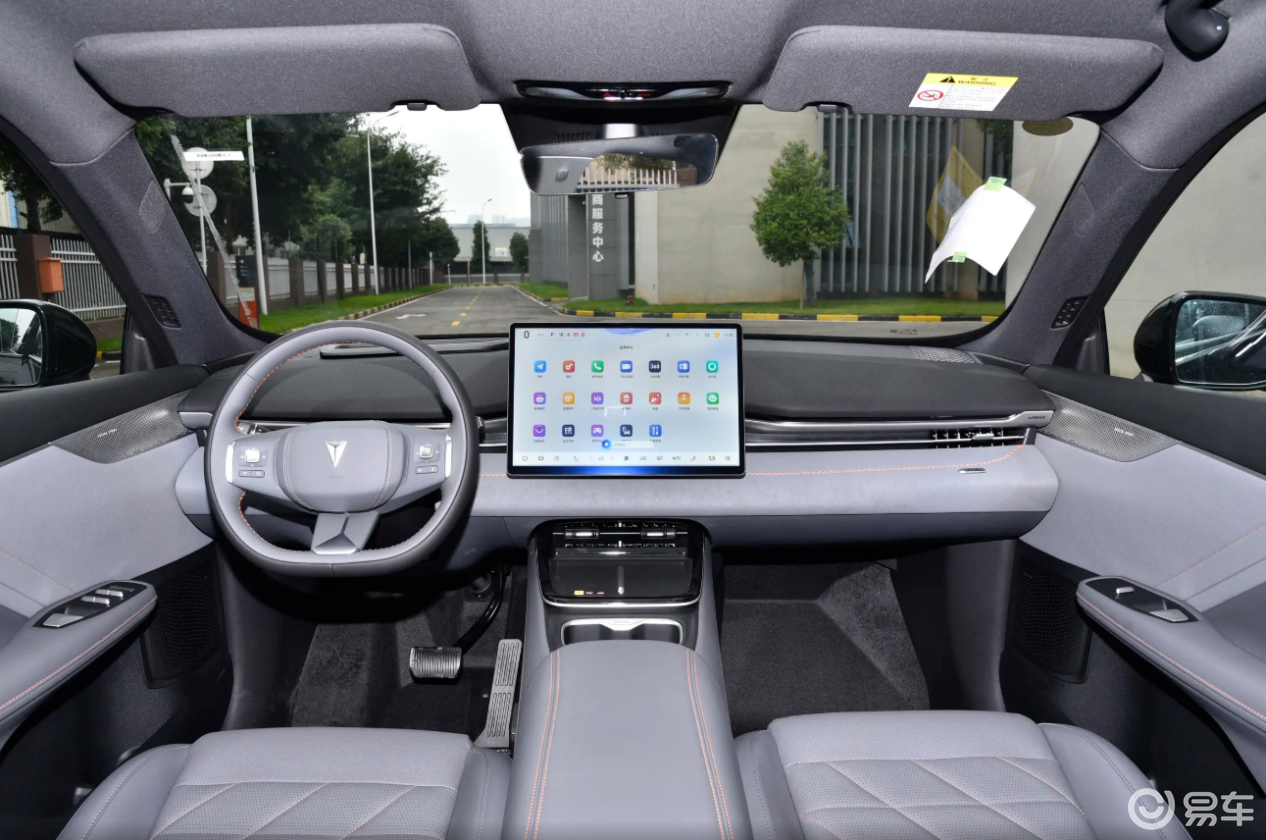 深蓝S05和海狮05EV谁才是15万内更值得推荐的SUV