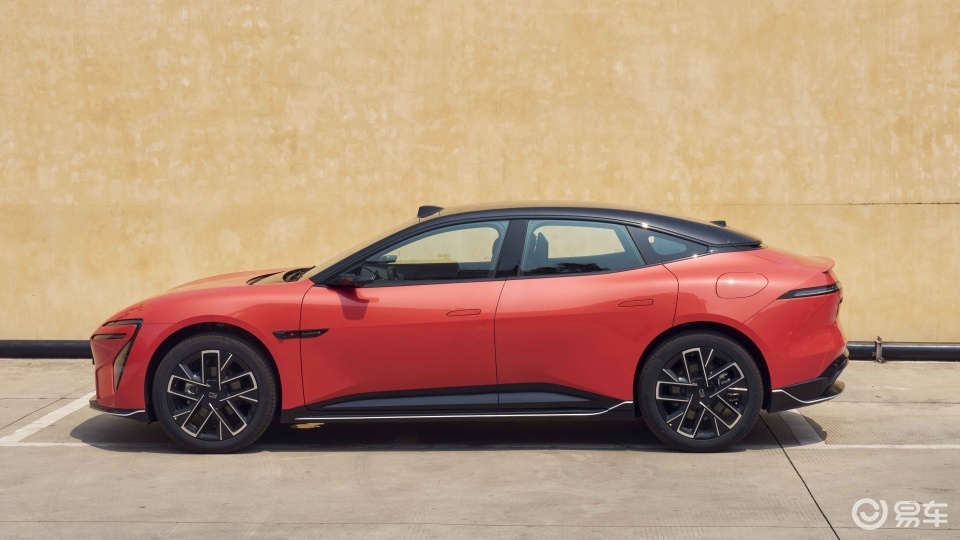 20万预算,想要高颜值+强动力,阿维塔06值不值得选?