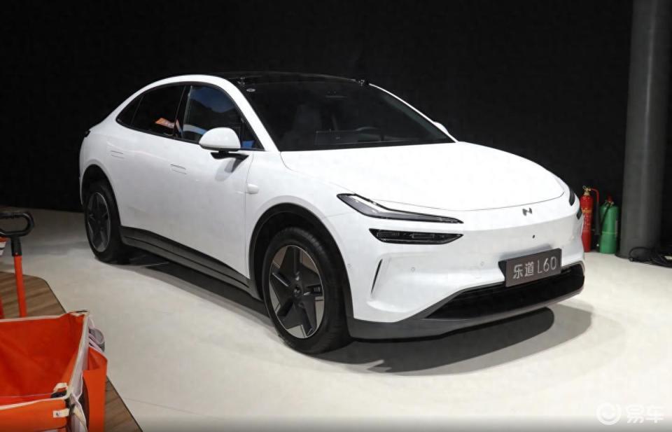 14.99万起,赠送52L车载冰箱,乐道L60不香吗?