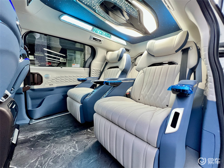 丰田赛那与格瑞维亚对比:高顶满配,哪个更适合你?