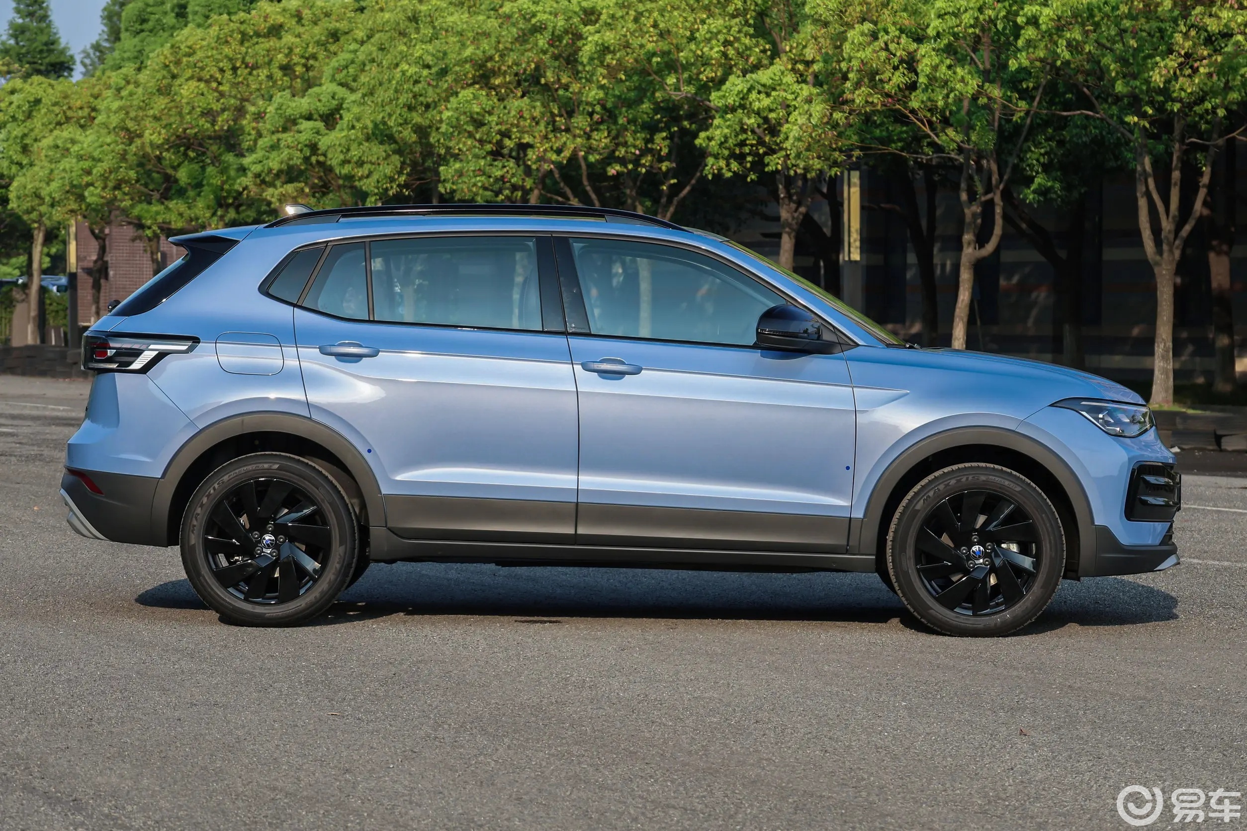 领克01焕新版对比途岳锐享版,紧凑型SUV怎么选?