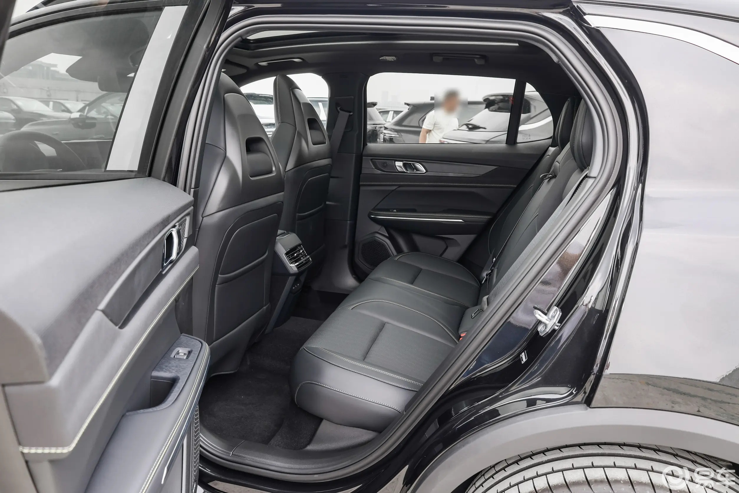 领克01焕新版对比途岳锐享版,紧凑型SUV怎么选?