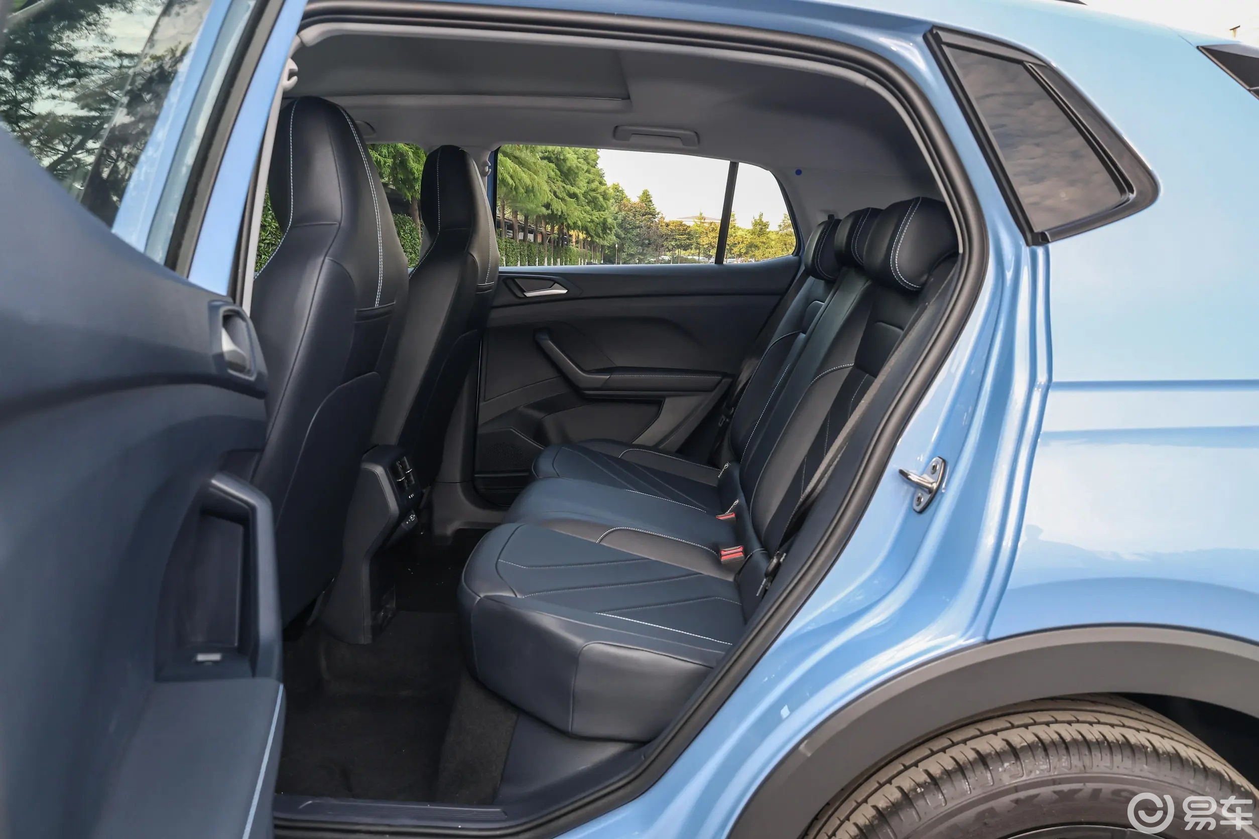 领克01焕新版对比途岳锐享版,紧凑型SUV怎么选?