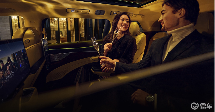 高端MPV选车难?相比腾势D9,现在岚图梦想家更适合入手