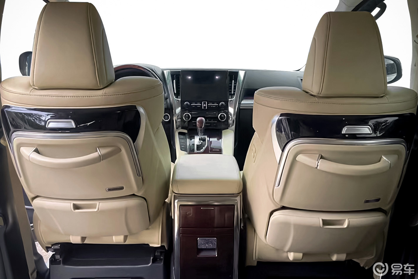 丰田埃尔法 30 系改装 | 世纪鹰包围,豪华气场封神!