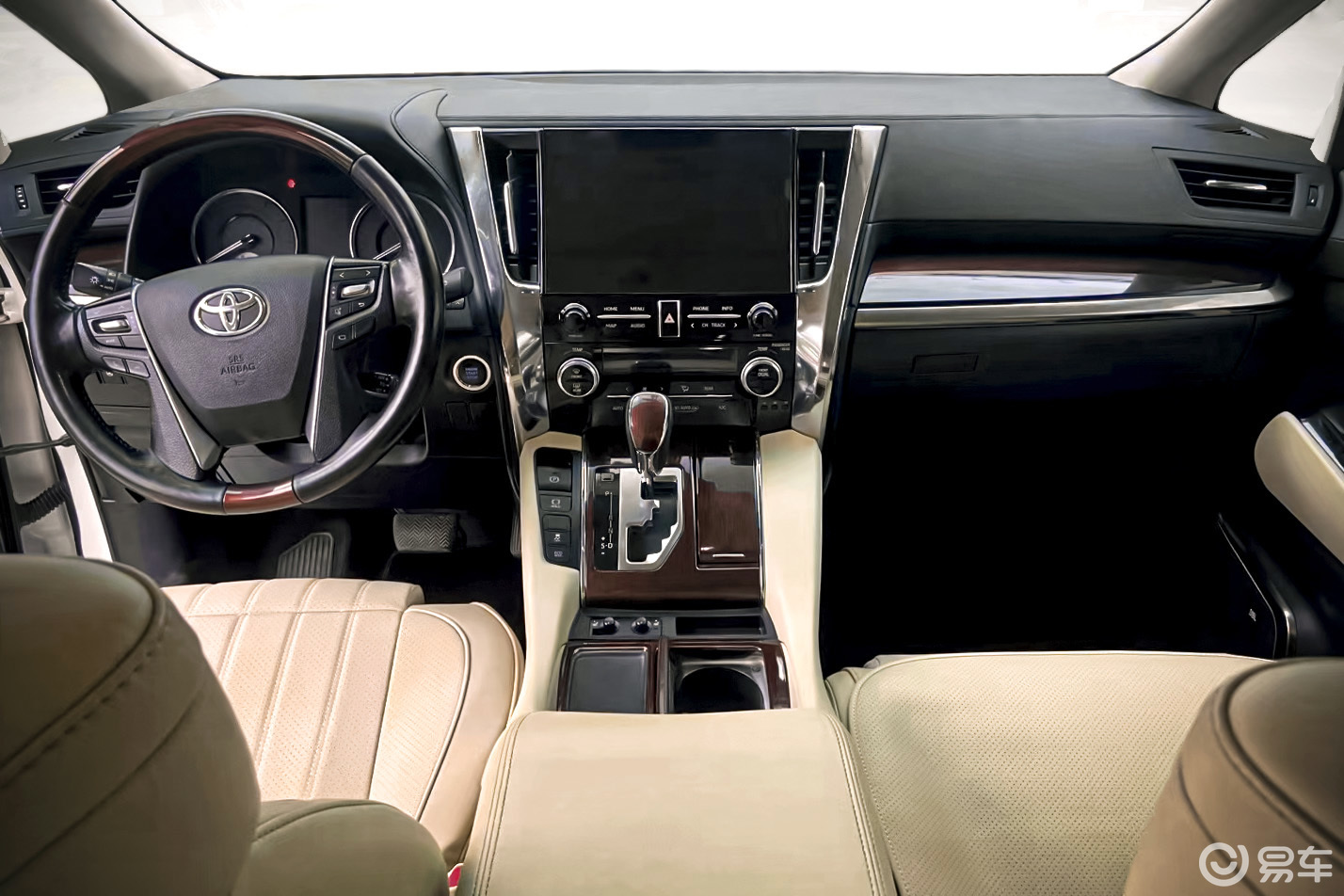 丰田埃尔法 30 系改装 | 世纪鹰包围,豪华气场封神!