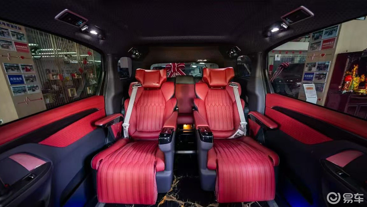 别克 GL8 波尔多红内饰改装:重塑豪华 MPV 新范式