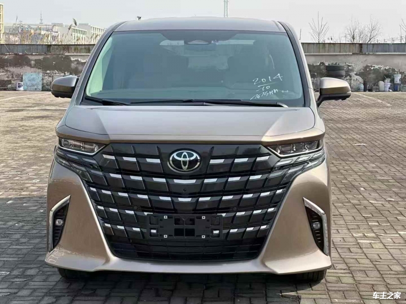 成都埃尔法价格最低89.90万起 暂无优惠