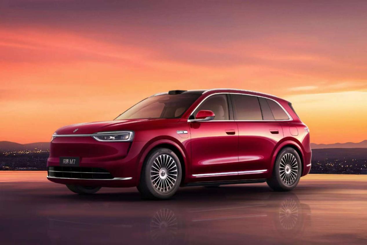 新款问界M7官图发布,将于9月正式上市
