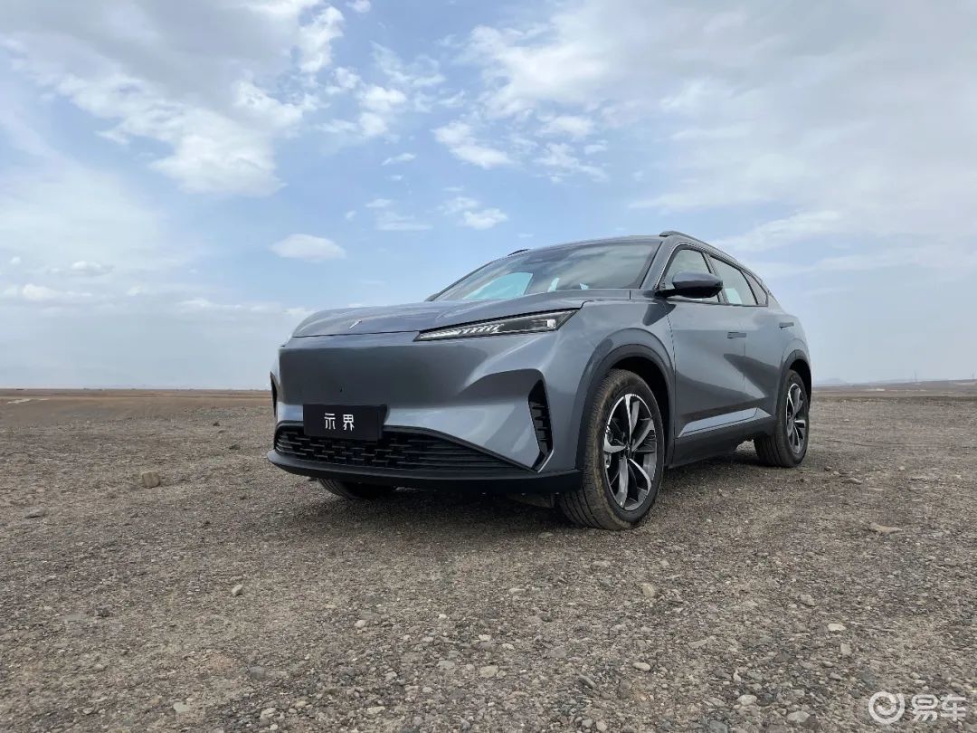 10万出头买顶配合资SUV,竟有YU7同款功能?