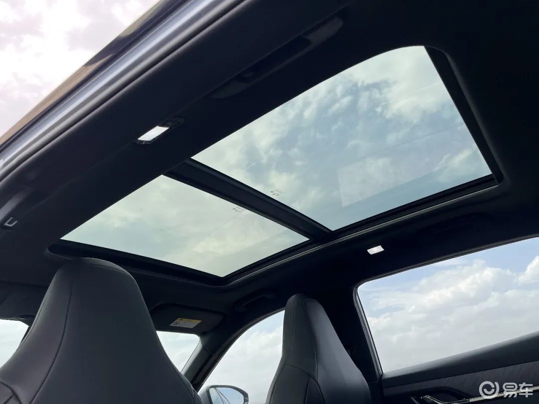 10万出头买顶配合资SUV,竟有YU7同款功能?