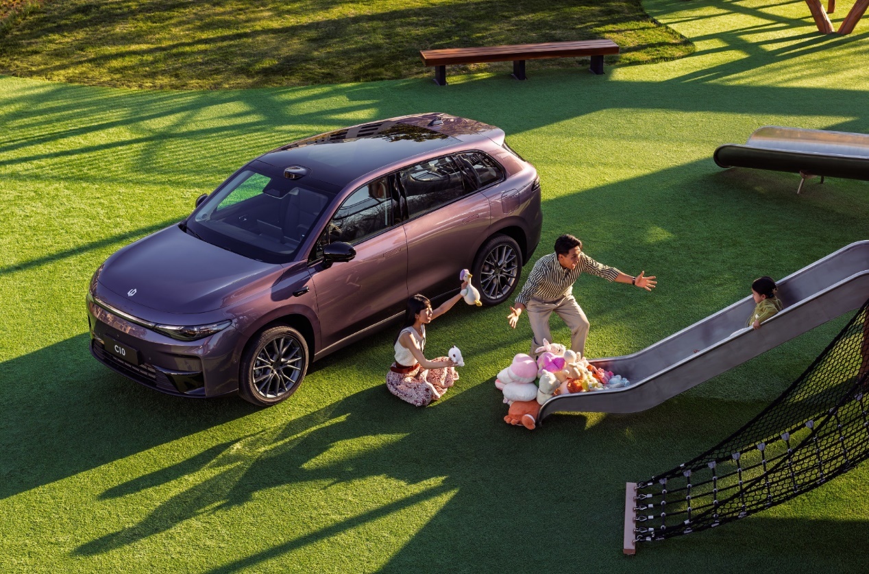 15万元以内新能源SUV,深蓝S05与零跑C10怎么选?