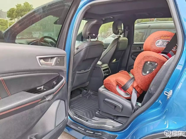 福特锐界:家庭出行的好伙伴,亮点与小缺点并存