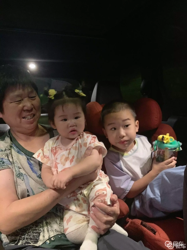 福特锐界:家庭出行的好伙伴,亮点与小缺点并存