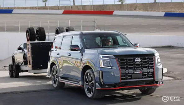 配9AT+红色战袍!全新途乐Nismo离地间隙244mm