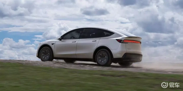 比较Model Y L与理想i8 6座版,价格差800元,如何选择