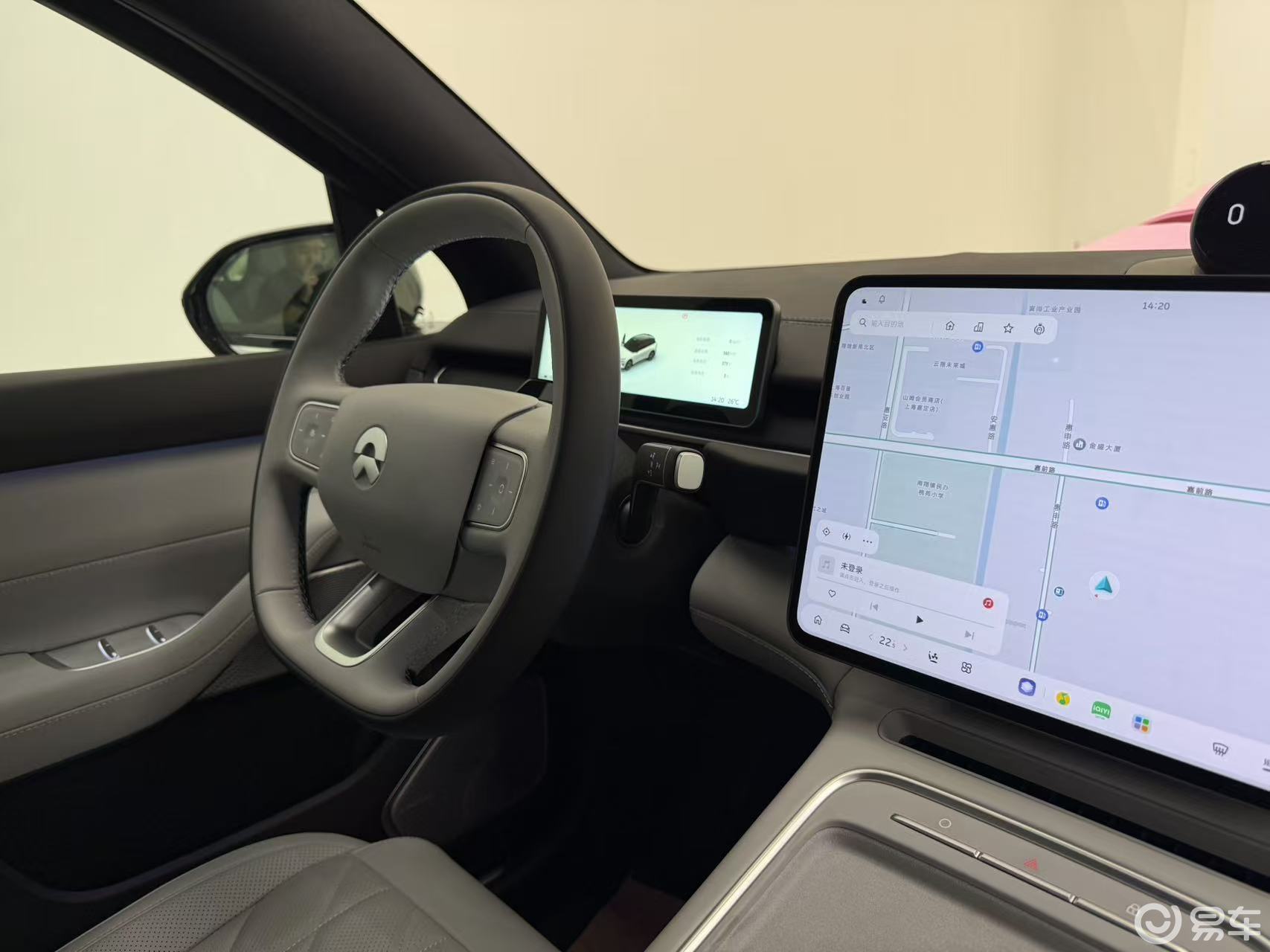 首次购车:通勤 + 出游刚需,对比 3 款车选了 ES6