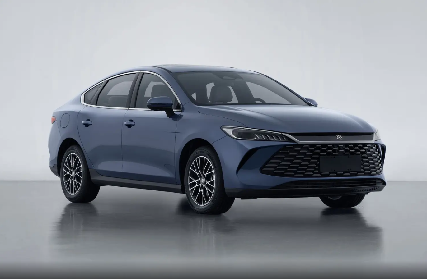 十万出头的家用车怎么选?看过秦PLUS,银河星耀6也不差