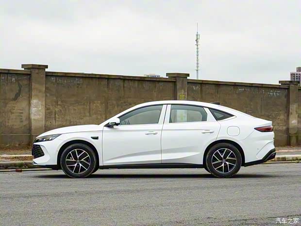 2026款比亚迪秦L DM-i将于10月23日正式上市 纯电续航达128公里