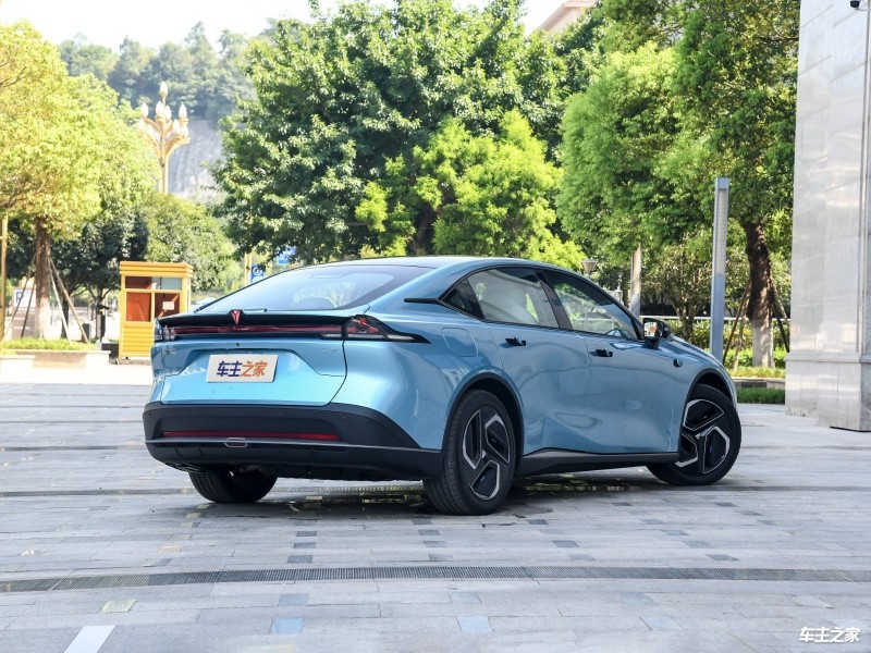 深蓝L07 全部在售 2026款 2025款 2024款都江堰深蓝L07优惠2.00万 仅13.19万可入手