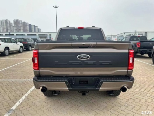 福特F-150美版 全部在售 2025款 2024款 2023款 2022款 2020款福特F-150美版提供试乘试驾 优惠高达6万