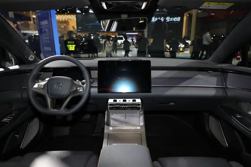 广州车展重点上市新车汇总 新款享界S9/小鹏X9超级增程领衔