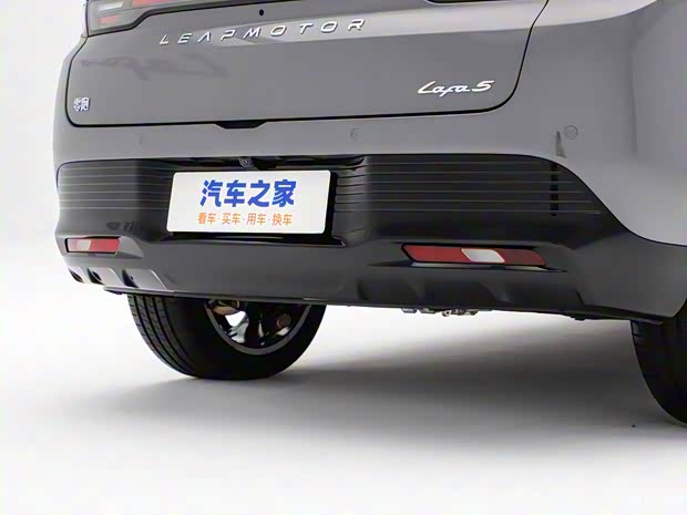 限时售9.28万起 零跑Lafa5正式上市 中国版“电动高尔夫”来了!