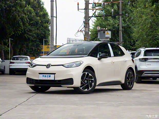 限时售9.28万起 零跑Lafa5正式上市 中国版“电动高尔夫”来了!