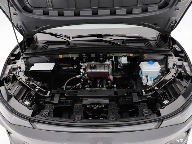 限时售9.28万起 零跑Lafa5正式上市 中国版“电动高尔夫”来了!