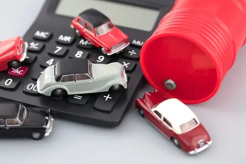 成本暴涨？被比亚迪甩开，“合资燃油龙头”的电动化突围困局